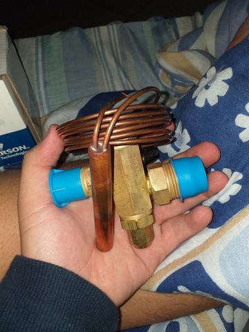 Válvula de expansão termostatica 8tr nunca usada