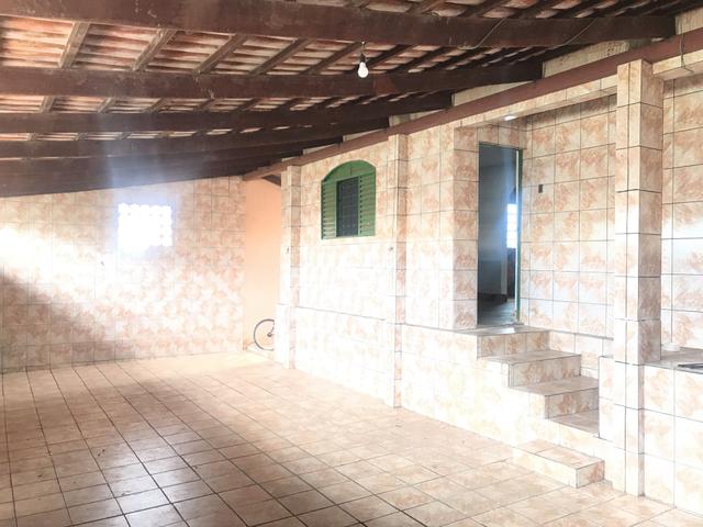 Casa no setor Urias Magalhães