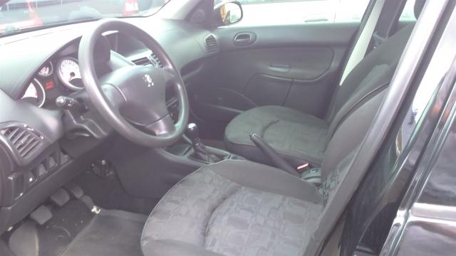PEUGEOT 207 2010/2010 1.4 XR SPORT SW 8V FLEX 4P MANUAL - Foto 4
