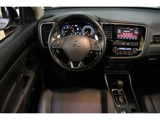 Mitsubishi Outlander 2.2 DIESEL - Foto 9