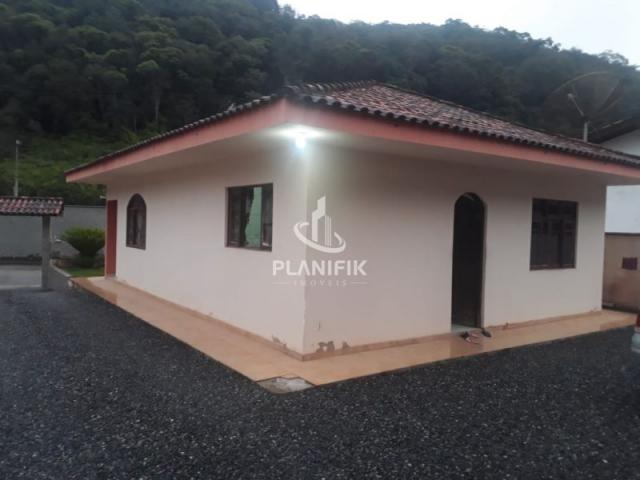 OPORTUNIDADE DUAS CASAS NO TERRENO, POSSIBILITANDO FAZER RENDA EXTRA DE ALUGUEL - Foto 8