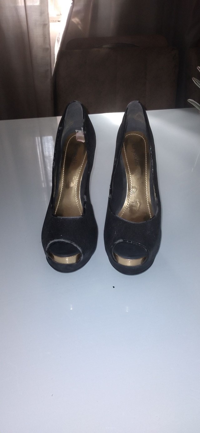 Sapato Marca Crisalys preto Nº 36