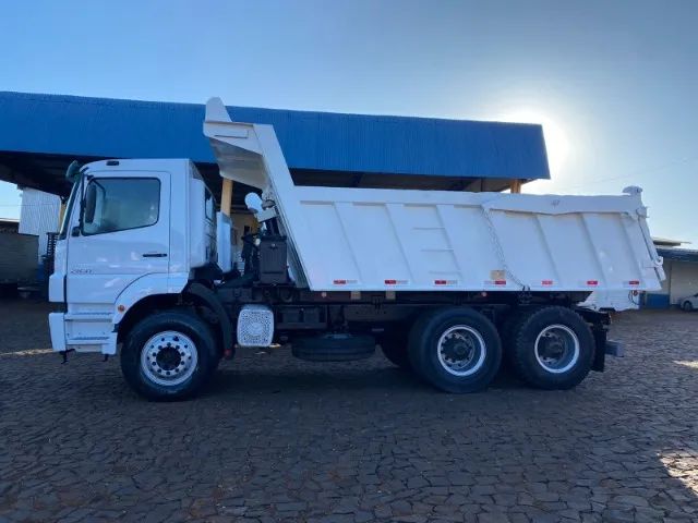 MB Axor 2831 6x4 - Foto 5