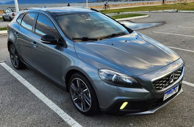 hatches VOLVO 2016 Usados e Novos