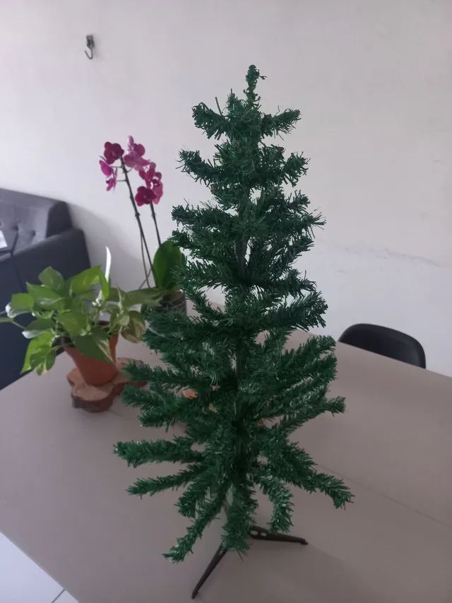 Aluguel de Árvore de Natal Completa de 1,80cm