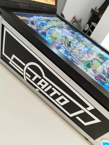 Preços baixos em Máquinas de Fliperama colecionáveis Stern Pinball