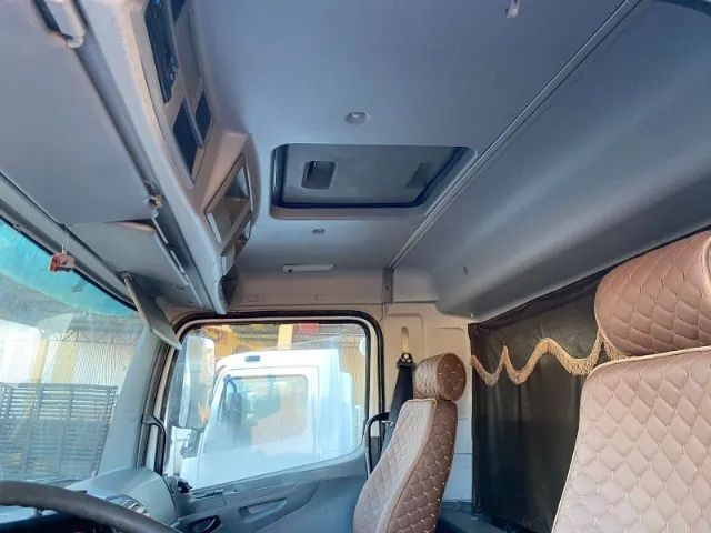 MB Axor 2831 6x4 - Foto 15