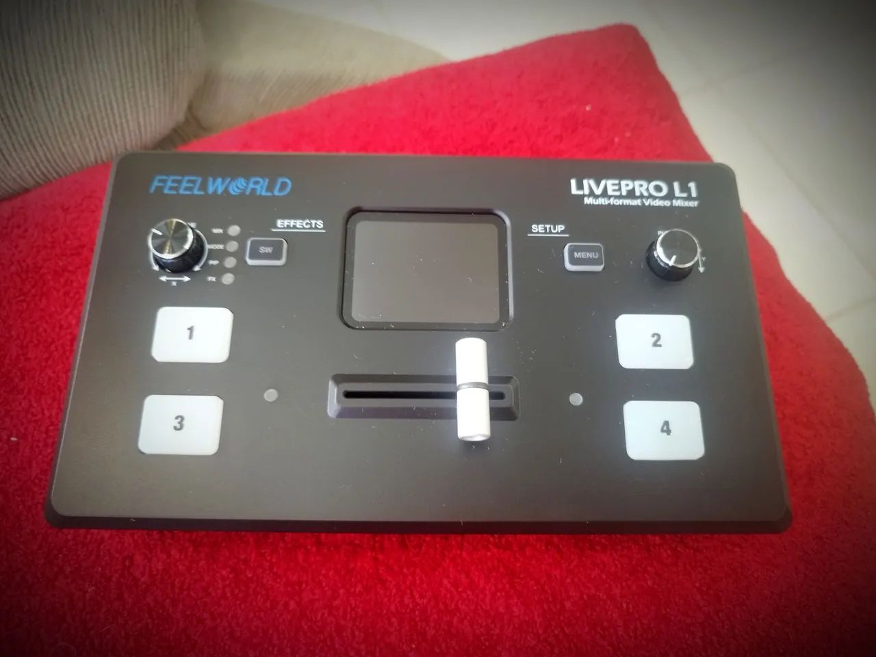 Livepro L1 - Mixer de Vídeo Multiformato - Foto 6