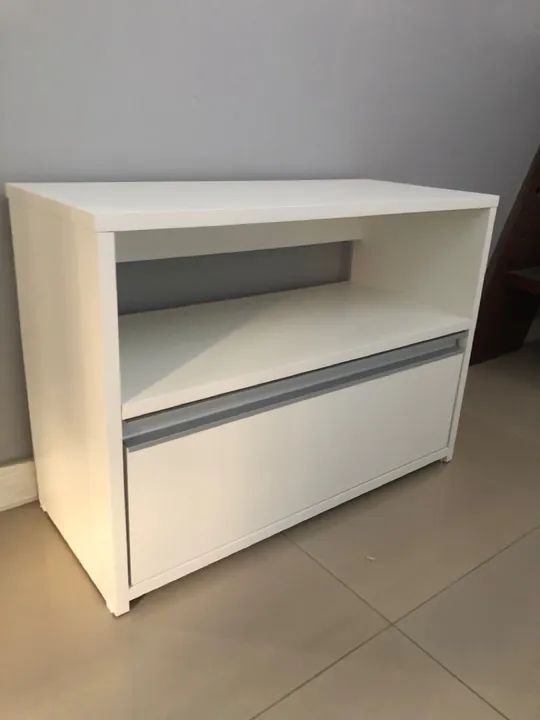 Rack / mesa de cabeceira 