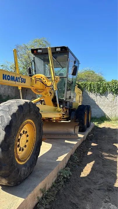 Patrol Komatsu G555 - Foto 3