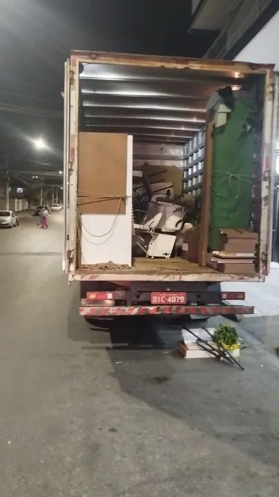 Caminhão Iveco 2002 - Baú - Ótimo estado! - Foto 6