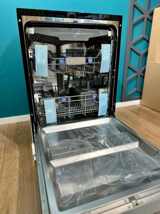 NOVO - Lava Louças Electrolux 14 Serviços Preta com Função Higienizar - Foto 2