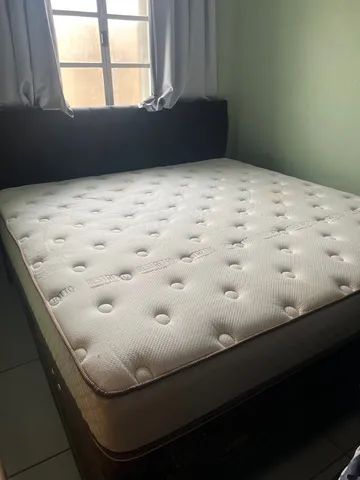 Cama king size 64176432493826121