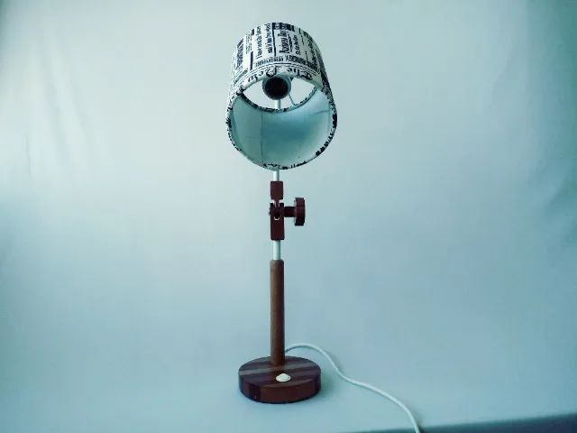 Luminária de mesa artesanal e articulável  - Foto 4