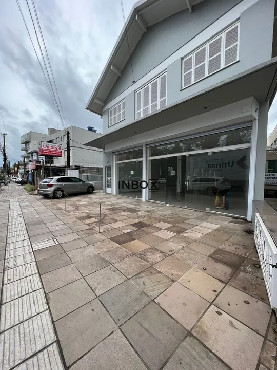 SALA COMERCIAL TÉRREA COM 220M² NO JUVENTUDE DA ENOLOGIA EM BENTO GONÇALVES