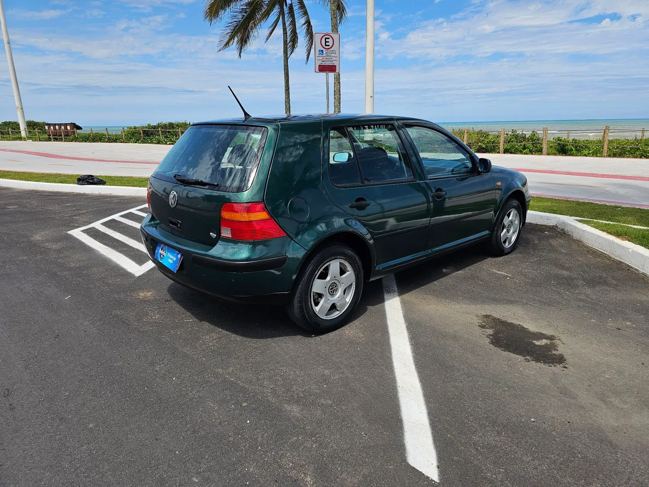 VOLKSWAGEN GOLF 2002 Usados e Novos