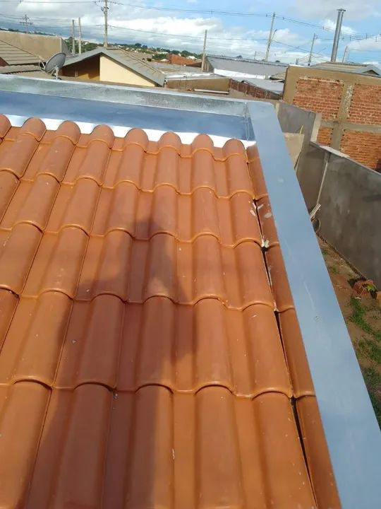 Pingadeiras calhas rufos dultos etc... - Foto 2