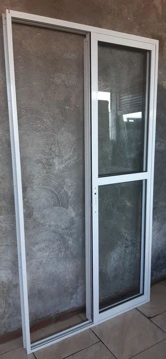 Porta vidro aluminio - Foto 2