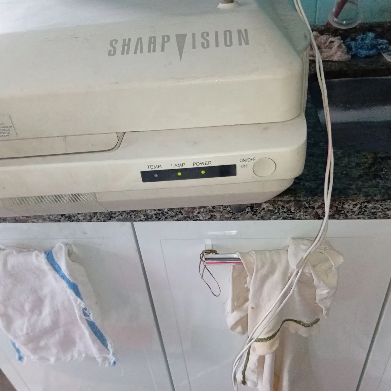 Projetor SHARPVISION - Ótimo estado!63824116326529120