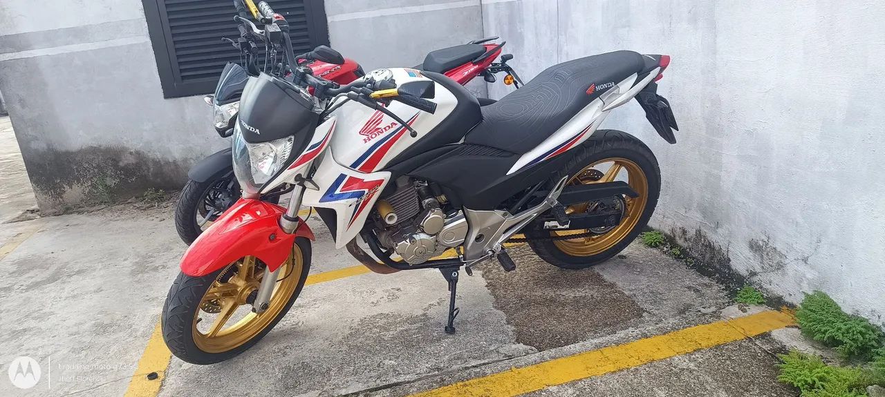 CB 300R Flex Versão Limitada Capitão América 