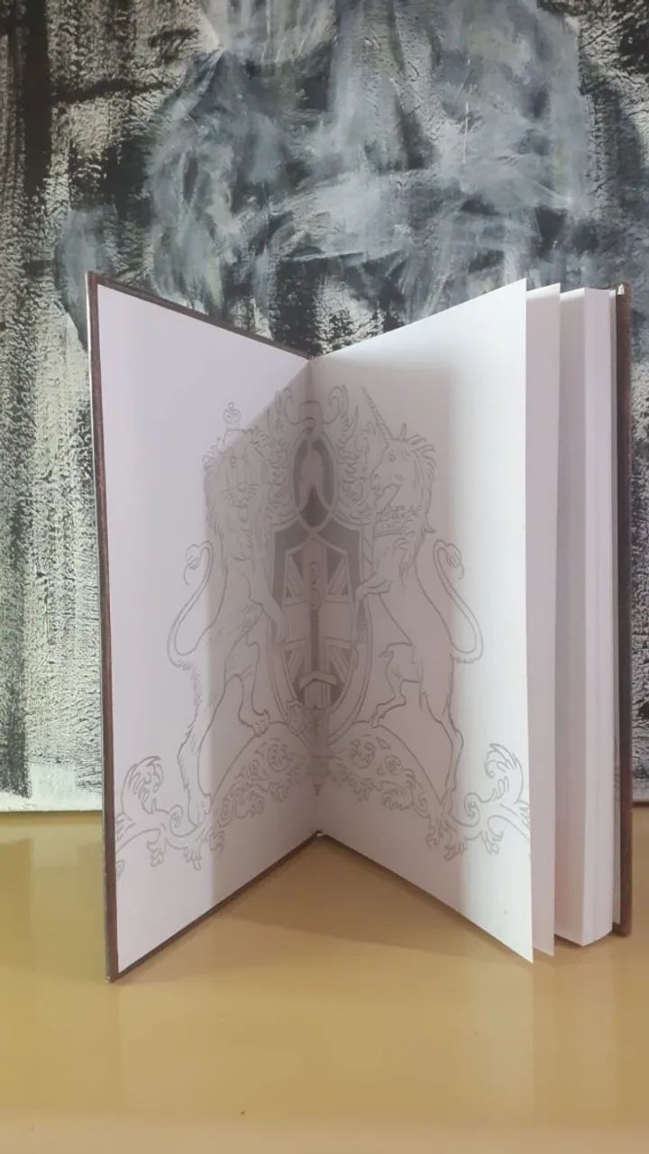 HQ A Liga Extraordinária n° 1 Edição Luxo (Panini Comics) - Foto 4