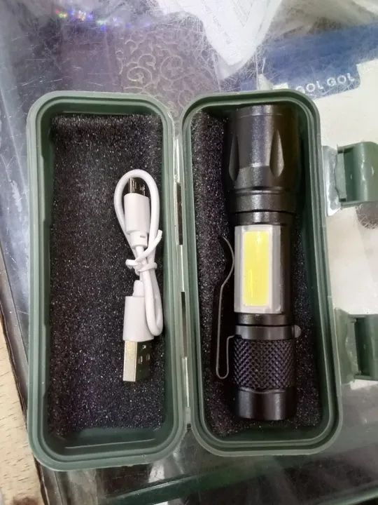 Lanterna Recarregável USB Impermeável - Foto 2