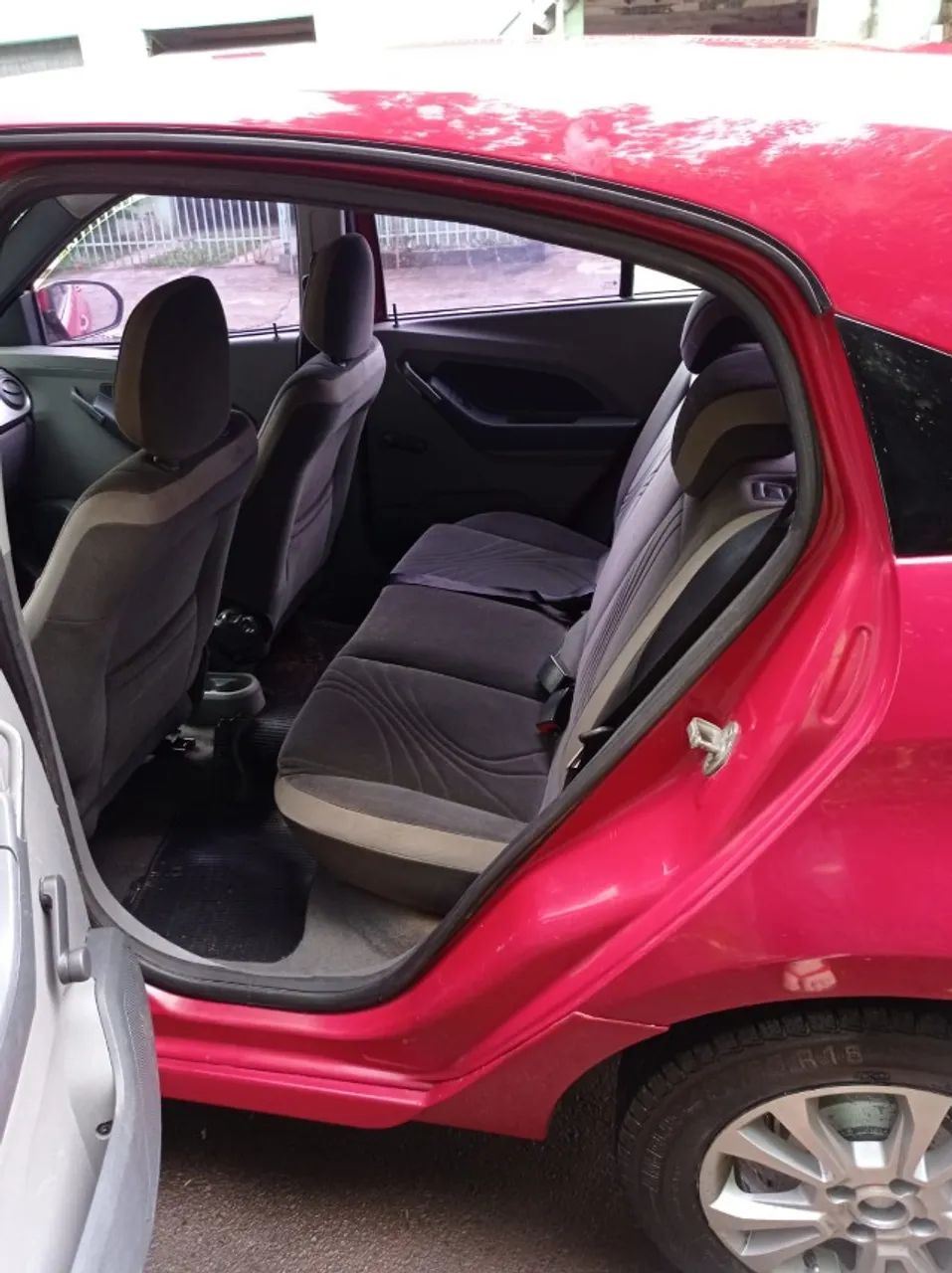 GM Agile 1.4 ltz 6 mil abaixo da fipe ! ou pego outro carro de menor valor fipe por fipe - Foto 5