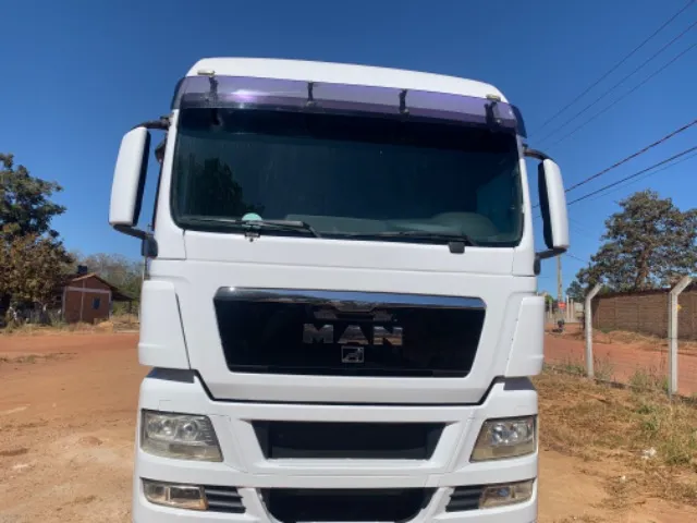 Caminhao MAN /TGX 29.440 6x4 com 2 vagão 3 eixos 7.5 metros , assoalho de chapa