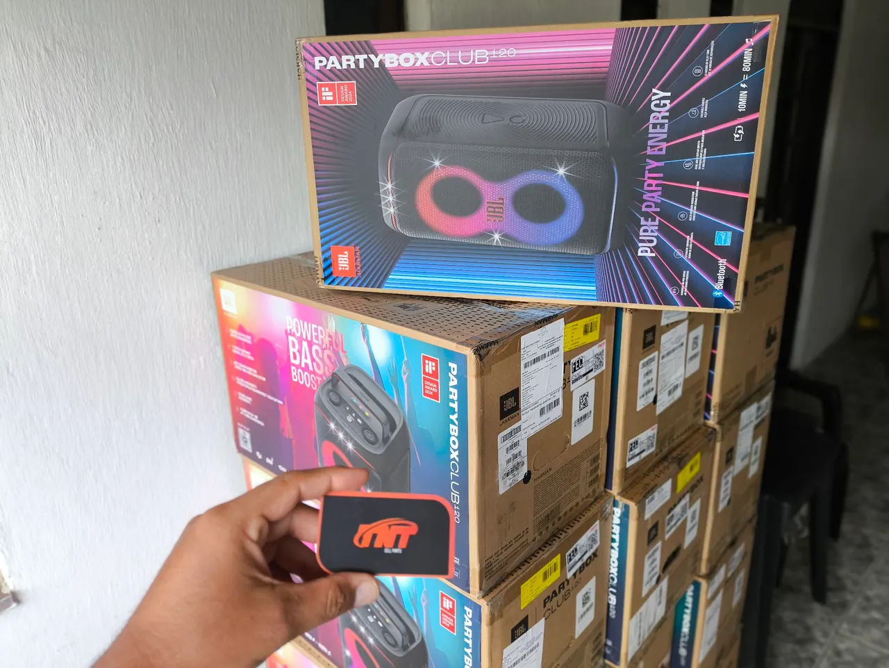 caixa de som jbl partybox