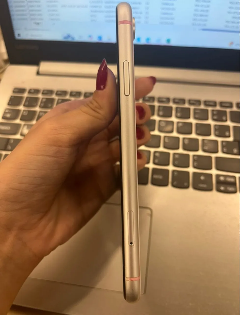 iPhone XR- Prata