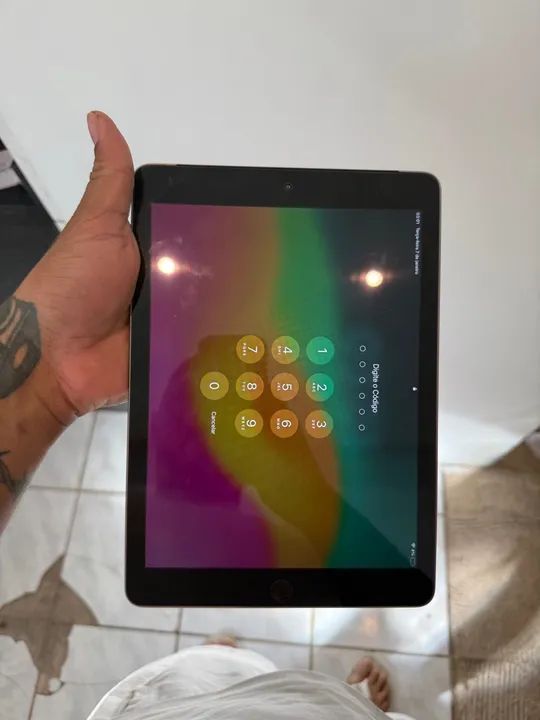 iPad 6ª Geração + Caneta - Foto 2