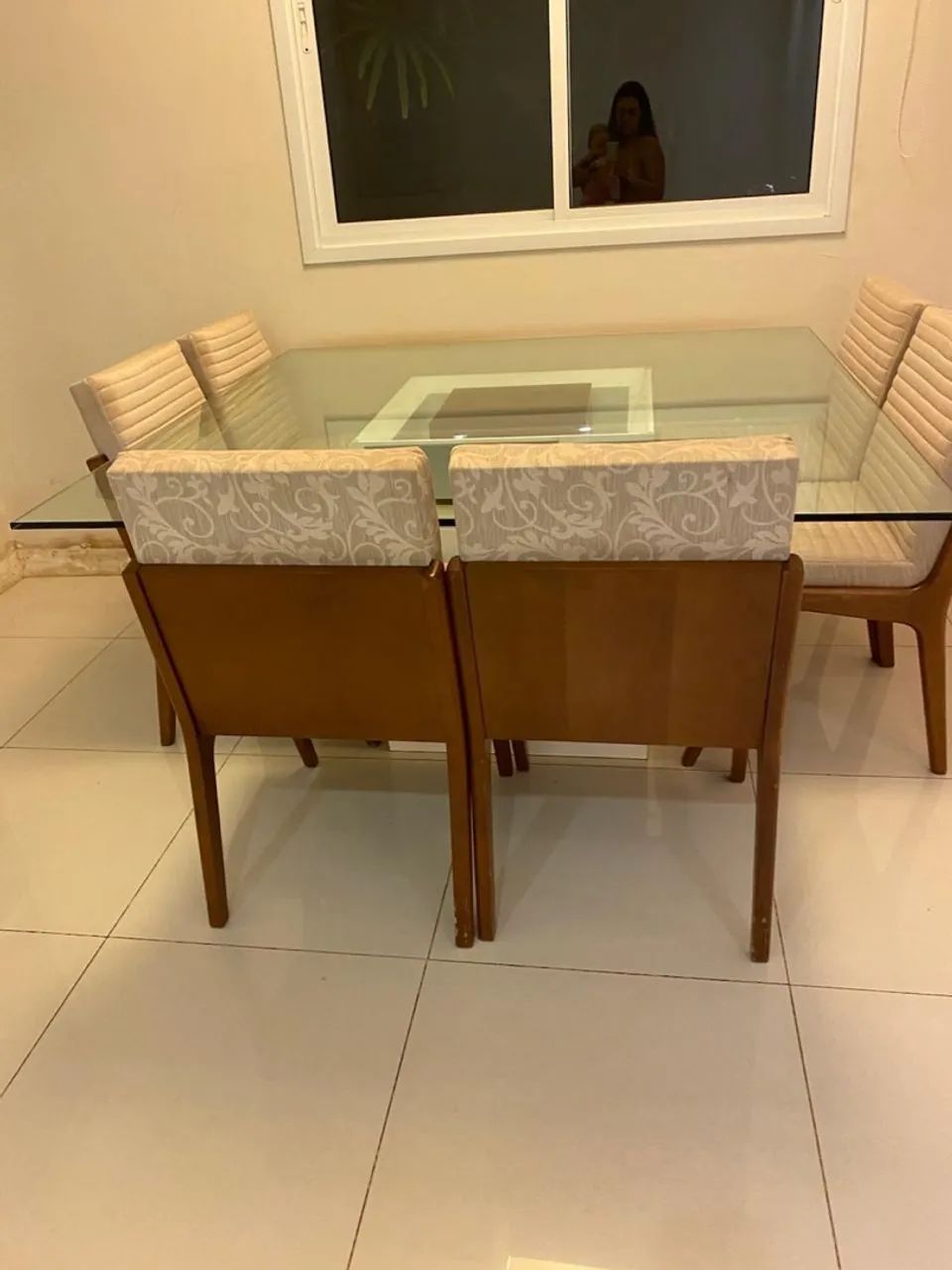 Mesa de vidro com 6 cadeiras - Foto 4