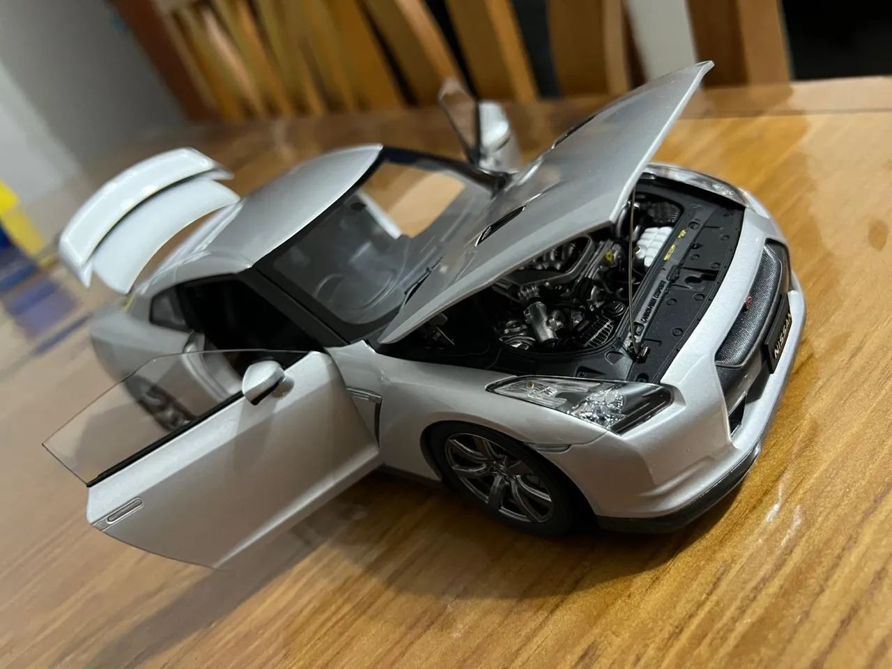 Skyline R35 kyosho 1/18 - Foto 2
