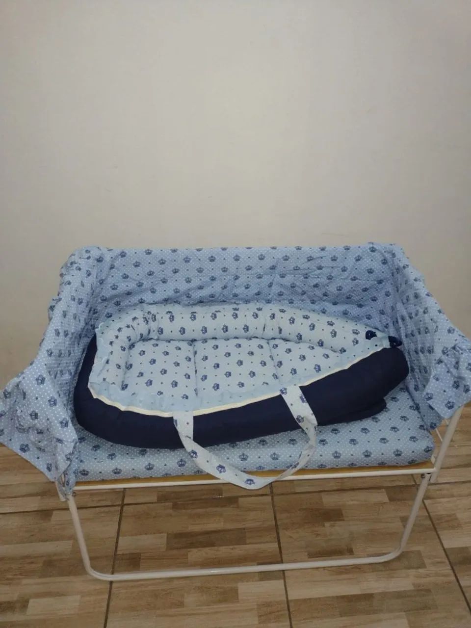 Mini berço 64960511478274122