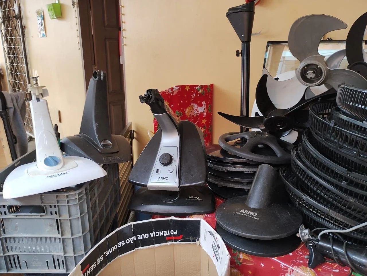 VENDO LOTES DE DE PEÇAS DE VENTILADOR  - Foto 4