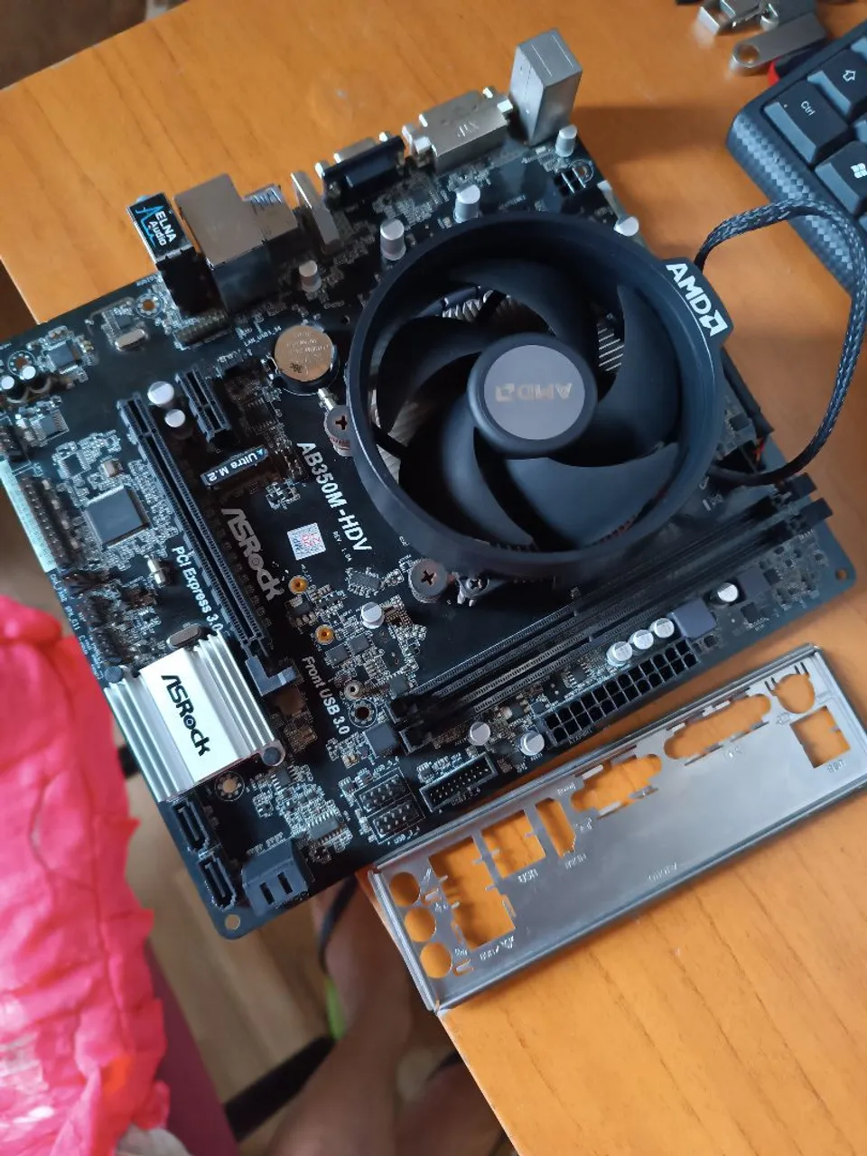 Placa Mãe ASRock AB350M-HDV