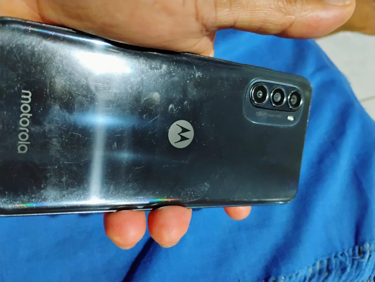 Moto g52