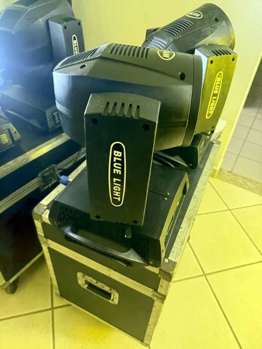 Par na case Moving beam 5r Blue Light 