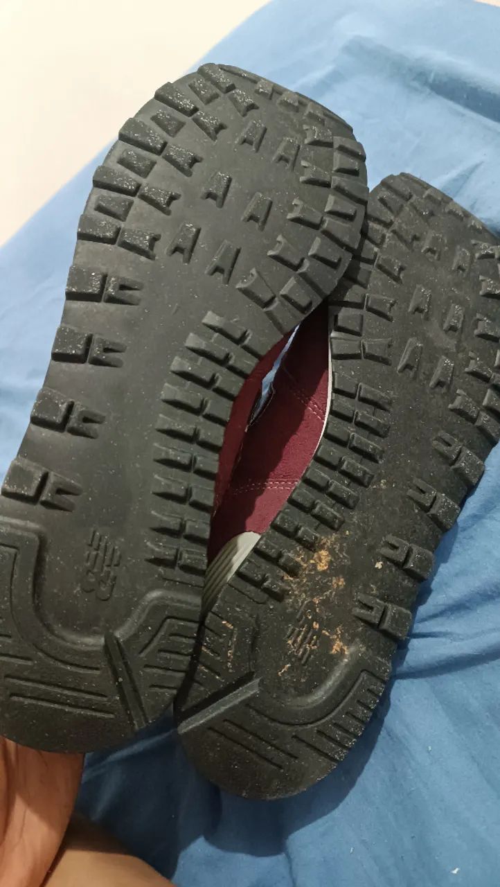 Tênis New Balance 574v2, cor bordô, tamanho 44 - Foto 3