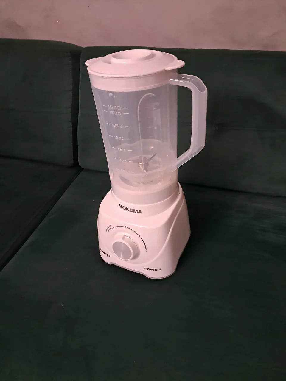 Liquidificador Mondial Power 2 velocidades