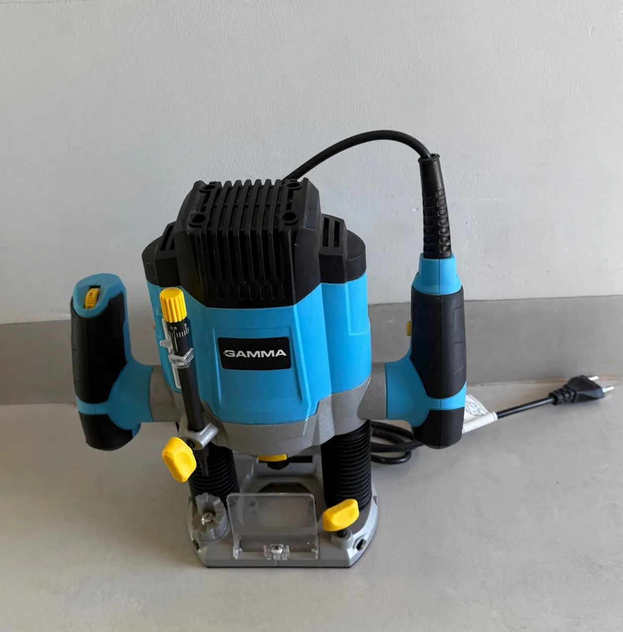 Tupia Gamma 1200w 220v