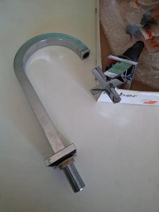 Torneira de mesa para lavatório Meber Athenas bica alta Cromado - Foto 6