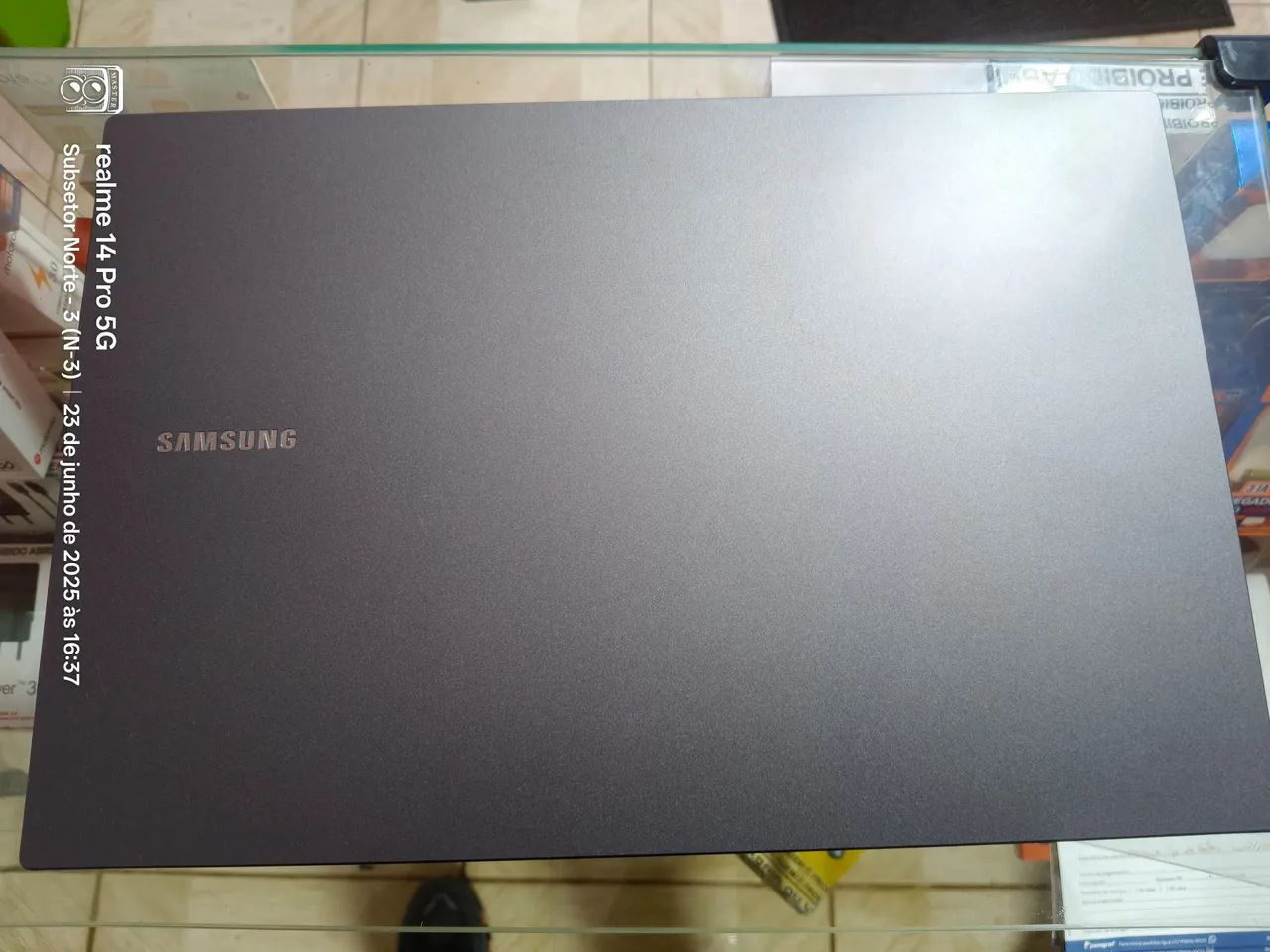 Notebook Samsung - Design Elegante e Desempenho Superior