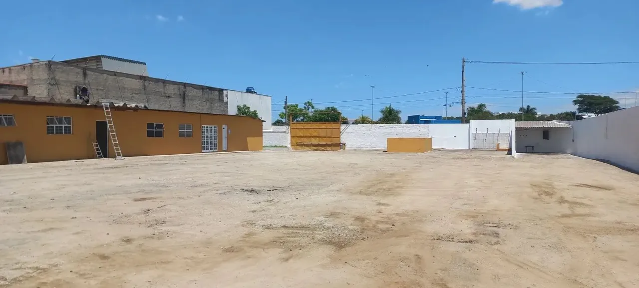 Salas para aluguel com 1500m² e 10 vagas em Sorocaba