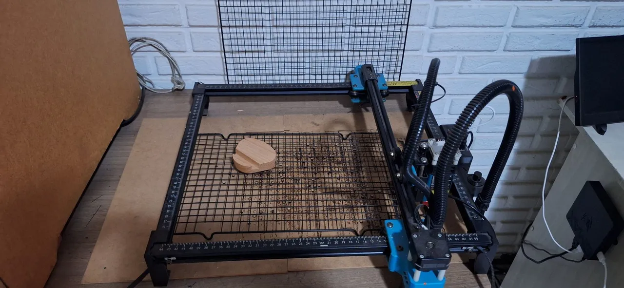 Máquina de Corte a Laser CNC + mini pc + software