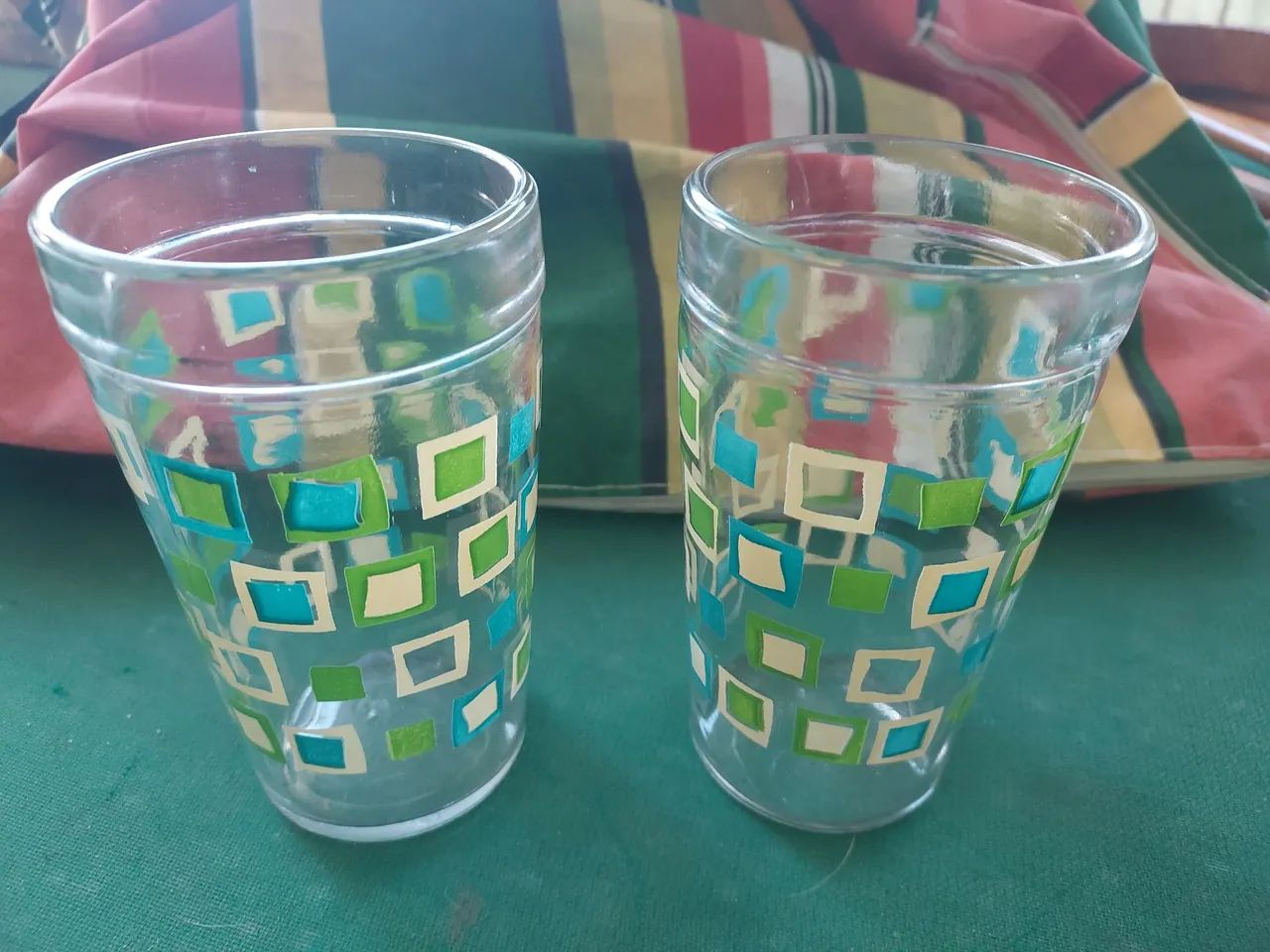 2 copos vintage...