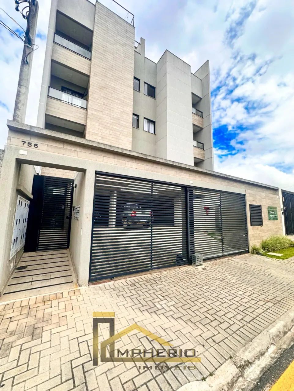 Apartamento à venda em Boneca do Iguaçu, São José dos Pinhais-PR: 2 quartos, 1 suíte, 1 sa