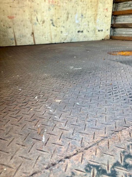 Vendo Baú Toco - 7,10m - Piso em Chapa de Ferro - Foto 10