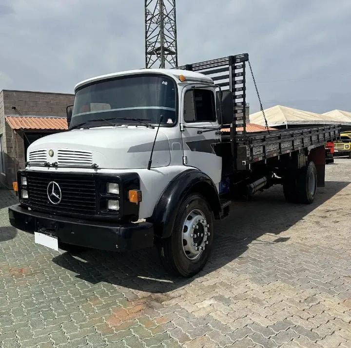 Caminhão Mercedes-Benz 1113 1983 - Caminhões - Centro, São Luís ...