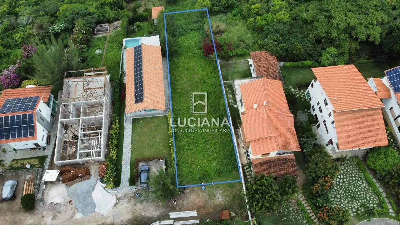 5 minutos do Polo Moveleiro! Lote em Condomínio perto do centro de Gravatá/PE